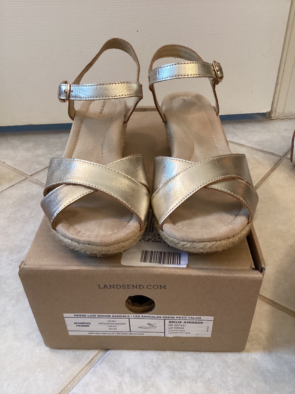 Lands’ End gold wedges size 8.5